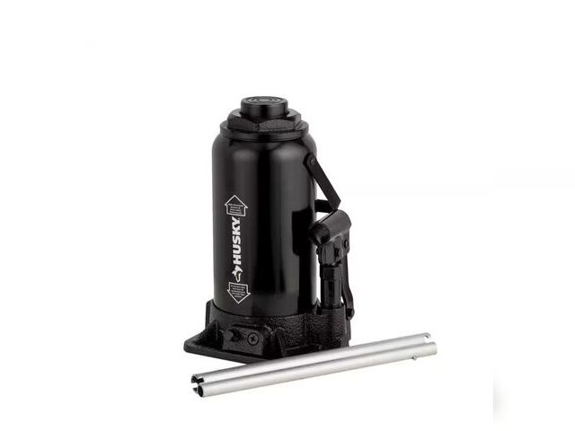 Lot 96-165502 - Husky
30-Ton Bottle Car Jack
Appears slightly used, some rust in lower corner