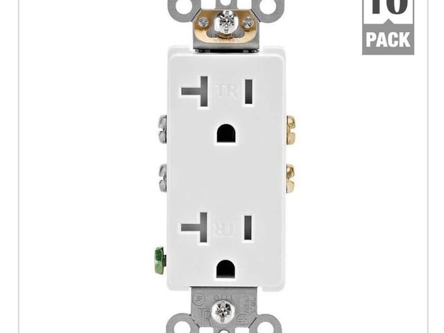 Lot 96-164649 - Leviton Decora 20 Amp 125 V
Tamper Resistant Duplex
Outlet/Receptacle, White (10-
Pack) T5825-WMP Ne...