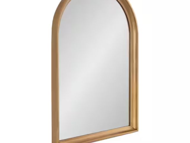 Lot 96-198299 - Kate and Laurel
Hatherleigh Gold 24 in. W x 36 in. H Modern Arch Wood Wall Mirror
New
MSRP $190.00