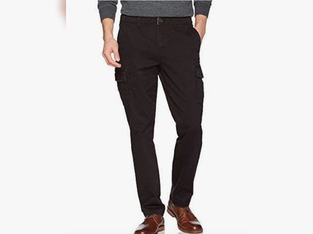 Lot 96-166223 - Goodthreads Men's Straight-Fit Vintage Comfort Stretch Cargo Pant Size 29W x 32L

New