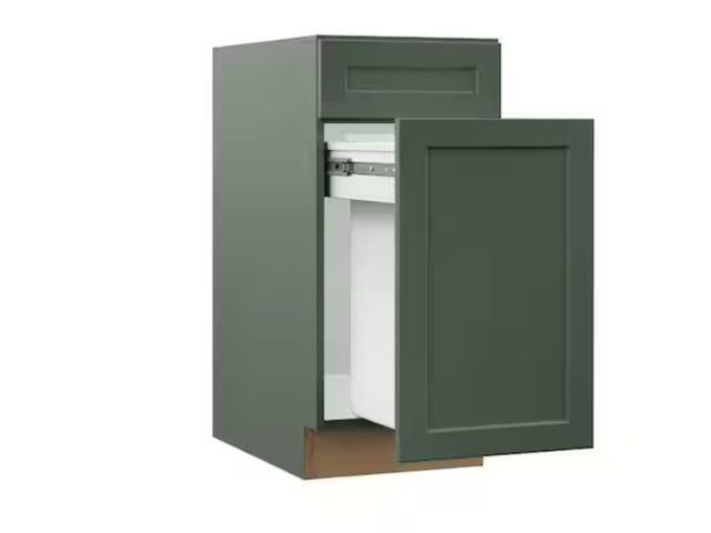 Lot 96-167478 - Designer Series Melvern 18 in. W x 24 in. D x 34.5 in. H Assembled Shaker Base Kitchen Cabinet in Fo...