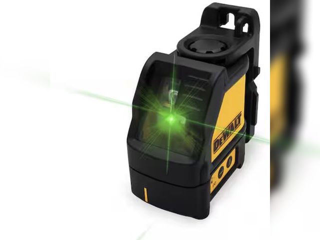 Lot 96-180240 - DEWALT 100 ft. Green Self-Leveling Cross Line Laser Level with Case MSRP $219

Appears unused