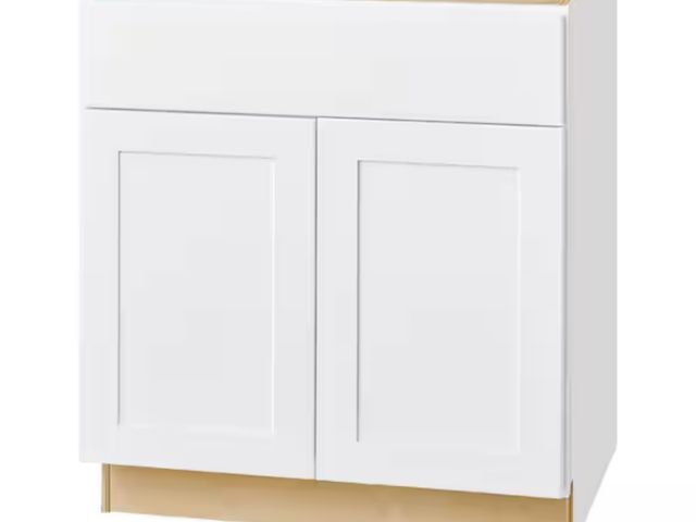 Lot 96-155115 - Hampton Bay
Avondale 30 in. W x 24 in. D x 34.5 in. H Ready to Assemble Plywood Shaker Base Kitchen ...