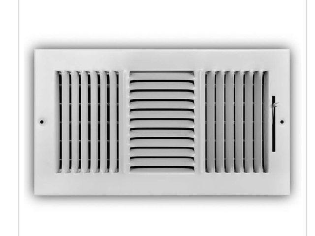 Lot 96-195118 - 2 pack Everbilt 12 in. x 6 in. 3-Way Steel Wall/Ceiling Register in White New