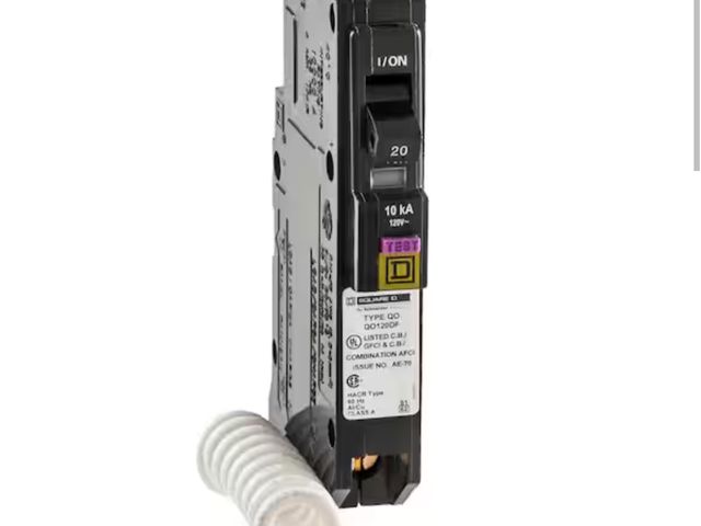 Lot 96-179366 - Square D 
QO 20 Amp Single-Pole Dual Function (CAFCI and GFCI) Circuit Breaker New