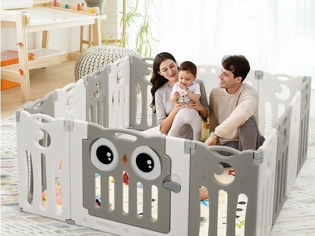 Lot 96-197609 - Gymax 14-Panel Baby Playpen Kids Activity Center Foldable Play Yard w/ Lock Door Beige
New
Msrp $159...