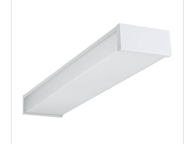 Lot 96-181733 - Metalux WP 2 ft. 1800-Lumens 4000K
Cool White 120-Volt White Integrated LED Wraparound Light New