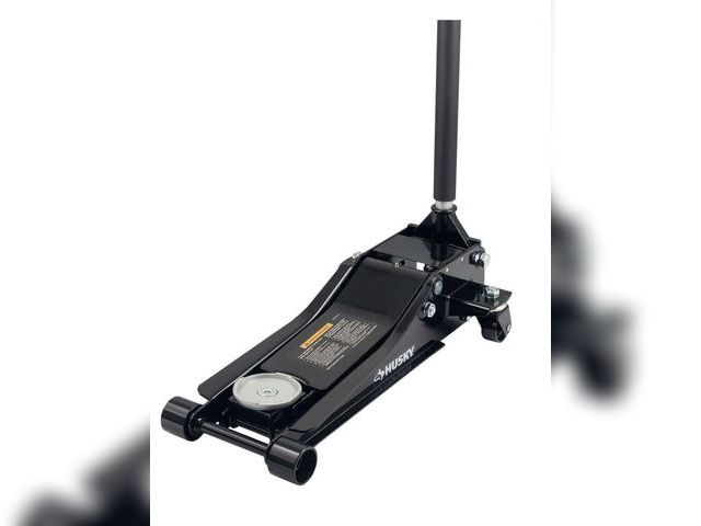 Lot 96-175335 - 3-Ton Low Profile Floor Jack with Quick Lift MSRP $213 New
