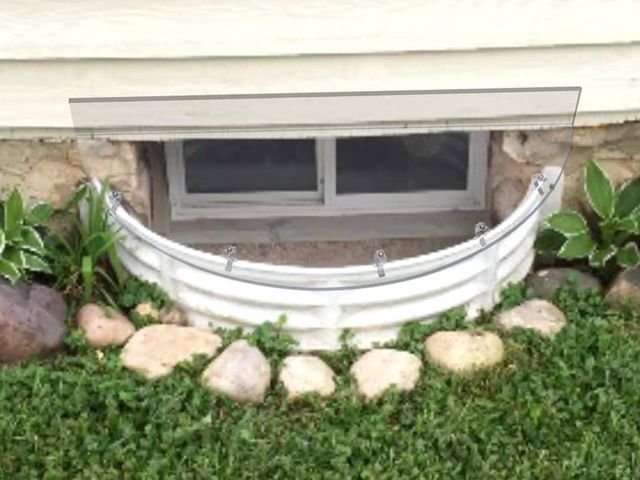 Lot 96-170273 - Window Well Covers Outside, Heavy-Duty Polycarbonate Basement Window Well Covers, All-Weather Agains...