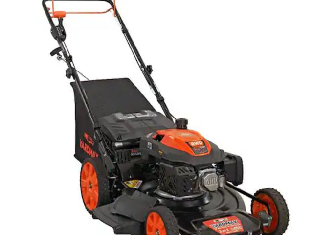Lot 96-175429 - YARDMAX
22 in. 201 cc SELECT PACE 6 Speed CVT High Wheel RWD 3-in-1 Gas Walk Behind Self Propelled L...