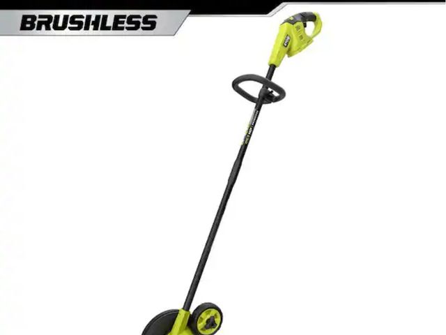 Lot 96-166988 - RYOBI
ONE+ HP 18V Brushless Edger (Tool Only)
Lightly Used Untested 
Msrp $159.00