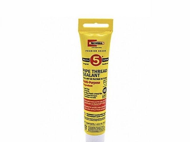 Lot 96-182360 - RECTORSEAL CORPORATION 25790 1.75OZ THRD Sealant

New