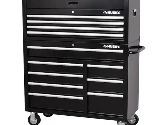 Lot 96-145291 - Please Read!!! HuskyTool Storage 42 in. W x 18 in. D Standard Duty Black Tool Chest ComboThis is the...