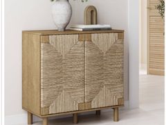 Lot 96-211739 - undefined