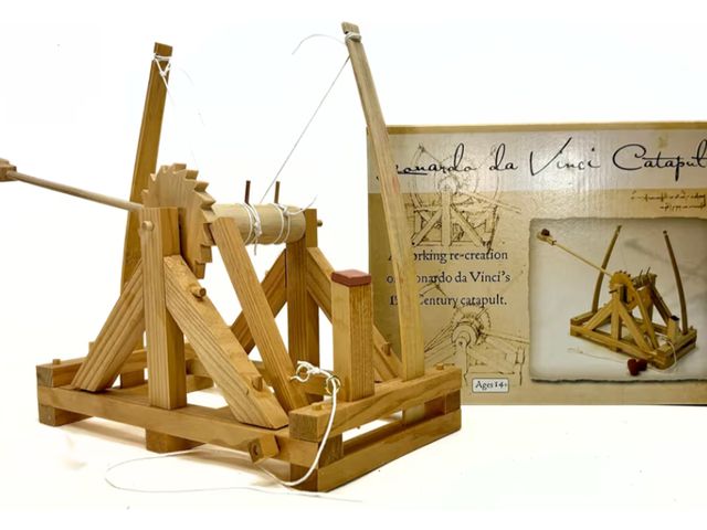 Lot 96-191210 - Pathfinders STEM Kits – Leonardo da Vinci Catapult kit | Trebuchet Science Kits for Kids Age 12-14 |...