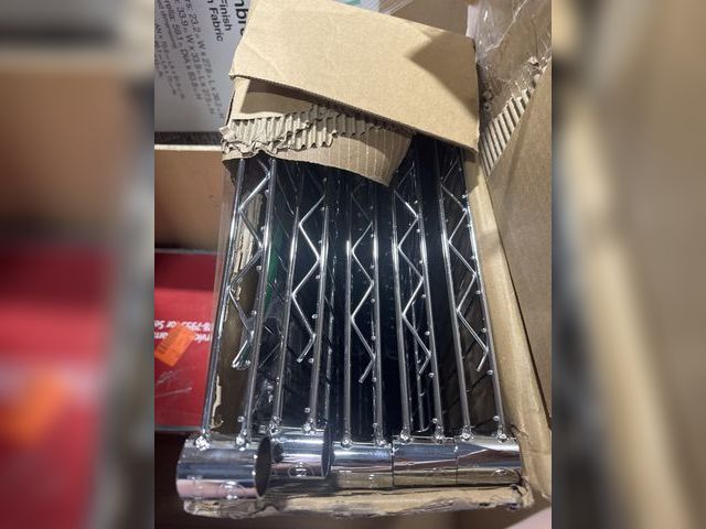 Lot 96-222325 - HDX 5-Tier Steel Wire Shelving Unit in Chrome (36 in. W x 72 in. H x 16 in. D) MSRP $129
Appears unu...