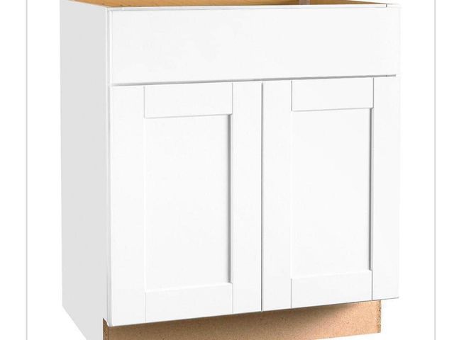 Lot 96-165890 - Hampton Bay Shaker 30 in. W x 24 in. D x 34.5 in. H Assembled Base Kitchen Cabinet in Satin White wi...