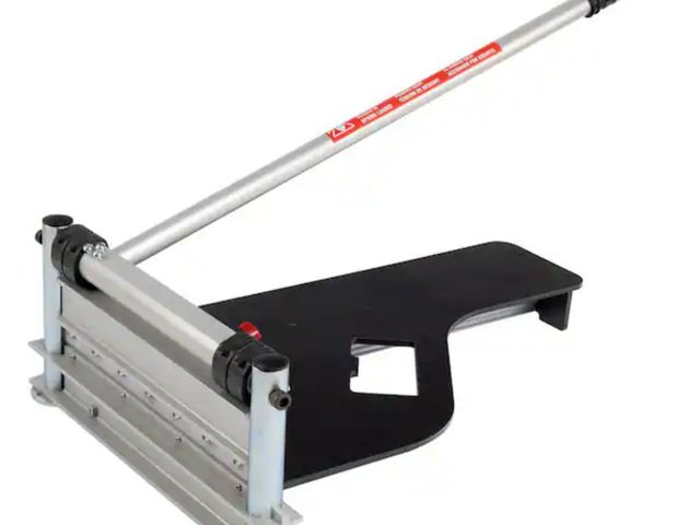 Lot 96-181024 - ROBERTS
13 in. Multi-Floor Cutter with 0 to 45 Degree Miter Guide and 28-1/2 in. Handle
Open Box 
Ha...