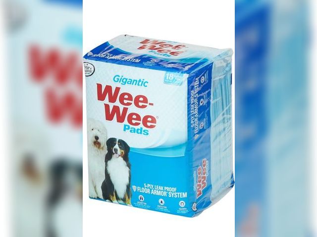 Lot 96-197465 - Four Paws Wee-Wee Pads, Gigantic, 18 per Pack
New