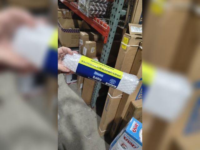 Lot 96-200336 - Box of 24 OfficeHub Bubble Cushion Wrap, 4.15 sq ft each 
New