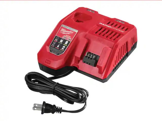 Lot 96-183980 - Milwaukee
M12 and M18 12-Volt/18-Volt Lithium-Ion Multi-Voltage Rapid Battery Charger
New 
MSRP $99....