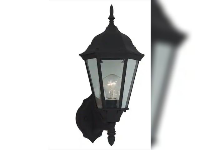 Lot 96-174518 - Generation Lighting
(Brand Rating: 4.4/5)
Bakersville 1-Light Outdoor Black Wall Lantern Sconce Fixt...