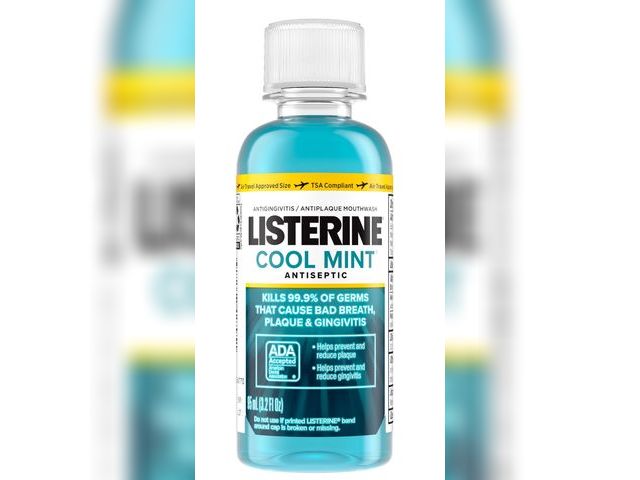 Lot 96-167410 - 12 Packs of Listerine Cool Mint Antiseptic Travel Mouthwash for Bad Breath, 3.2 oz

New