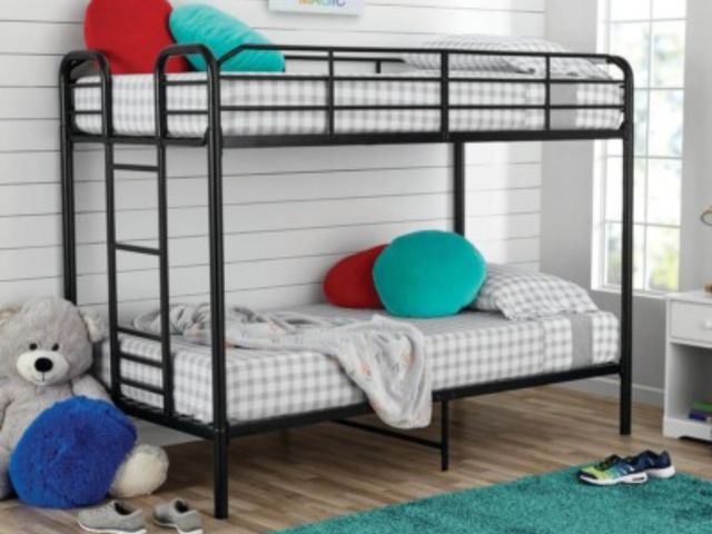Lot 96-183806 - Your Zone Twin Over Twin Bunk Bed 
New MSRP $167.00