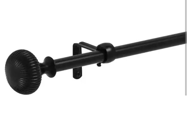 Lot 96-189059 - StyleWell 66 in.-120 in. Adjustable 3/4 in. Curtain Rod Kit in Matte Black with Bud Finial New