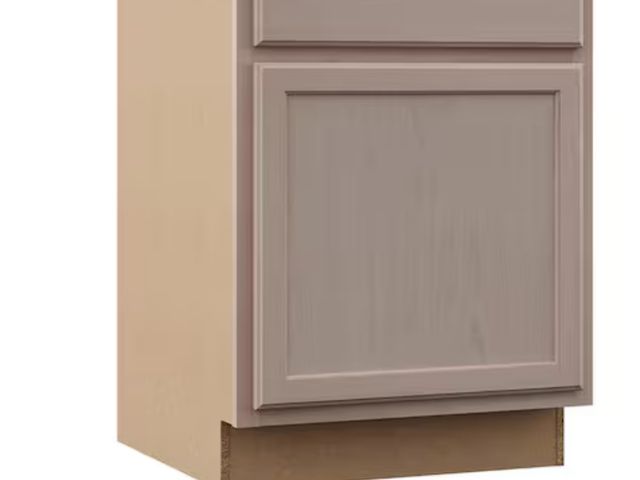 Lot 96-162202 - Hampton Bay
24 in. W x 24 in. D x 34.5 in. H Assembled Base Kitchen Cabinet in Unfinished with Reces...