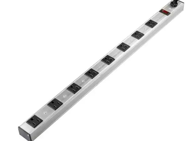 JDCBidding.com - Lot 96-218308 - ProHT 3 ft. 8-Outlet Aluminum Power ...