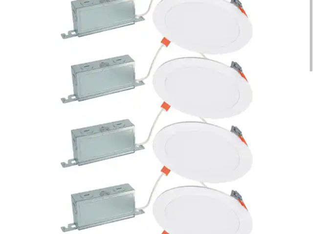 Lot 96-182452 - HALO HLBSL 6 in. Can Less Integrated LED with BONUS HAT, 900 Lumens, 5CCT, White (4-Pack) New
