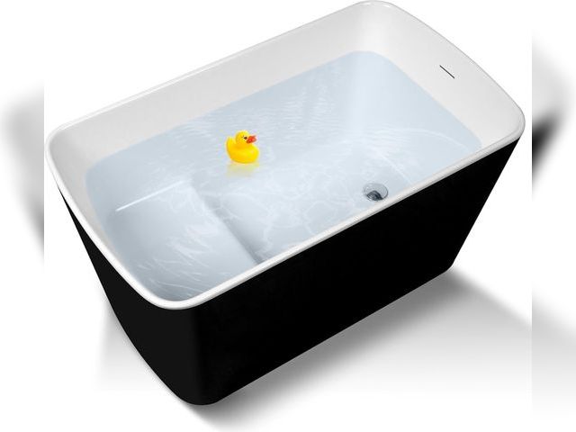 Lot 96-139990 - 49'' x 28'' Acrylic Freestanding Soaking Bathtub, Square-shape Japanese Soaking Hot Tub, Sit-In Desi...