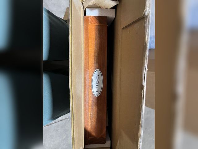 Lot 96-197972 - Costway 3-Tier Wood Shoe Rack 27.5' Shoe Bench Freestanding Boots Organizer Heavy-duty New