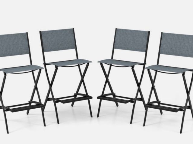 Lot 96-197969 - Set of 4 Outdoor Bar Chair Folding Portable Bar Height Stool With Metal Frame New