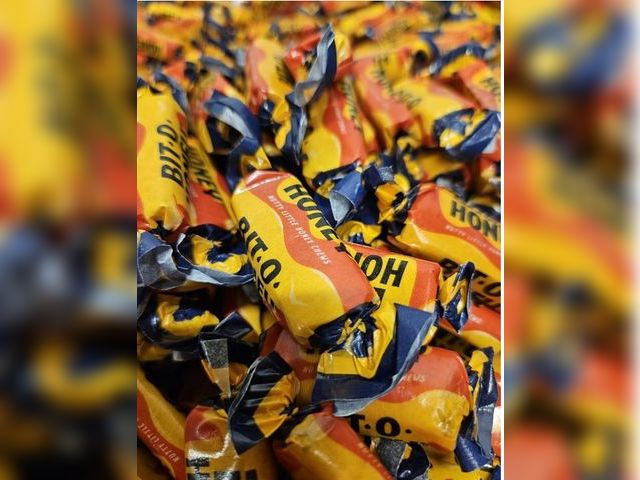 Lot 96-173332 - Bit-Of-Honey - Bit Of Honey - Taffy Candy (2LB)
New 
EXP 5/30/26