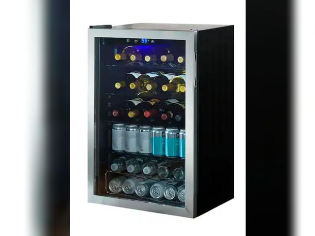 Lot 96-183605 - Vissani
4.3 Cu. ft. Wine and Beverage Cooler in Stainless Steel
New 
Msrp $379.00