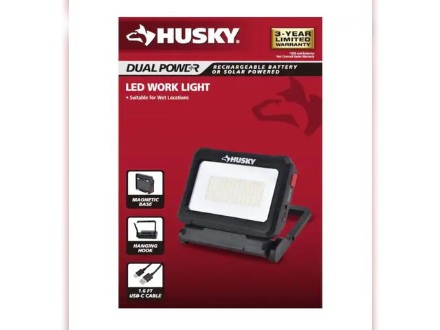 Lot 96-232524 - Husky 2500 Lumens Dual Power Rechargeable Battery or Solar Powered LED Work Light New