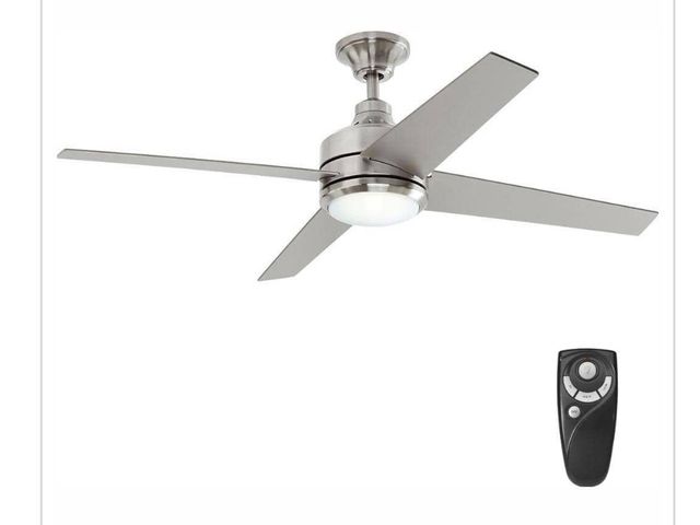 Lot 96-169302 - Home Decorators Collection
Mercer 52 in. Integrated LED Indoor Brushed Nickel Ceiling Fan with Light...