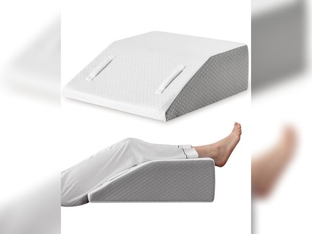 Lot 96-190620 - Leg Elevation Pillow for After Surgery, 8inch Foam Leg Elevating Pillow for Swelling and Blood Circu...