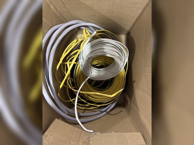 Lot 96-167339 - Mixed box of misc. 
Wires/Cables
Most appear unused