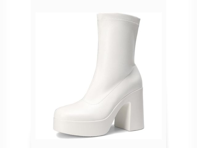 Lot 96-230869 - DREAM PAIRS Women's Platform Gogo Ankle Boots High Chunky Block Heel Square Toe Booties Shoes Size 8...