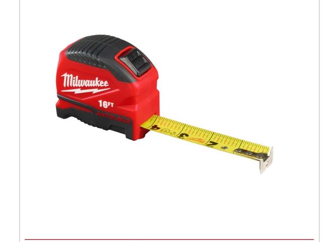 Lot 96-192431 - Milwaukee 16 ft. Compact Auto Lock
Tape Measure with Fractional Scale New
