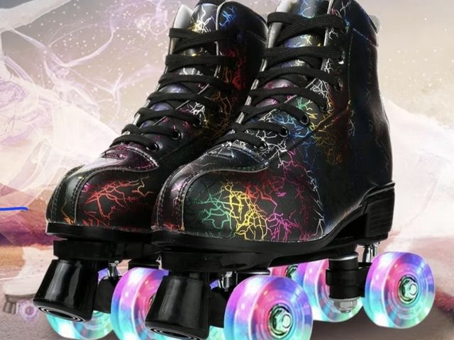 Lot 96-232682 - EONROACOO Womens Girls Boys Black Roller Skates Adult Light up Quad Skates Size unknown New