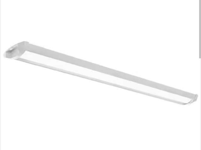 Lot 96-163661 - Commercial Electric 1-Pack 44 in. 3400 Lumens Easy Install LED Wraparound Light Fixture 120V Bright ...