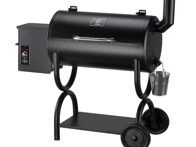Lot 96-164763 - Z GRILLS 560 sq. in. Wood Pellet Grill in Black with Auto Temperature Control MRSP $386
New