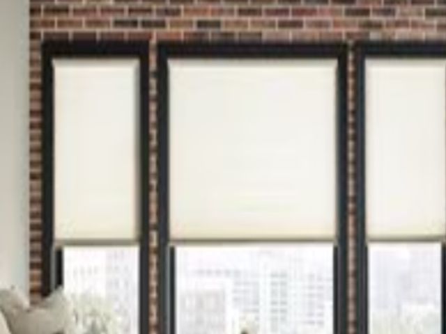 Lot 96-174094 - Light Filtering Cordless Cellular Shades with 75-in height 52 in, new