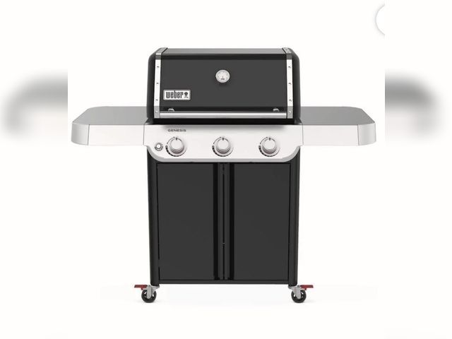Lot 96-222091 - Weber 3 Burners Genesis E-315 Black Liquid Propane Gas Grill MSRP $899 New
