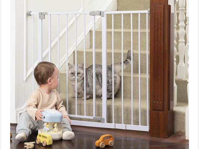 Lot 96-176618 - Baby Gate for Stairs &amp; Doorways, White With Gray Accent Safety Feature New