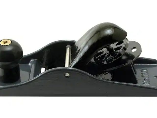 Lot 96-165409 - Buck Bros.
6-1/2 in. Block Plane
Used